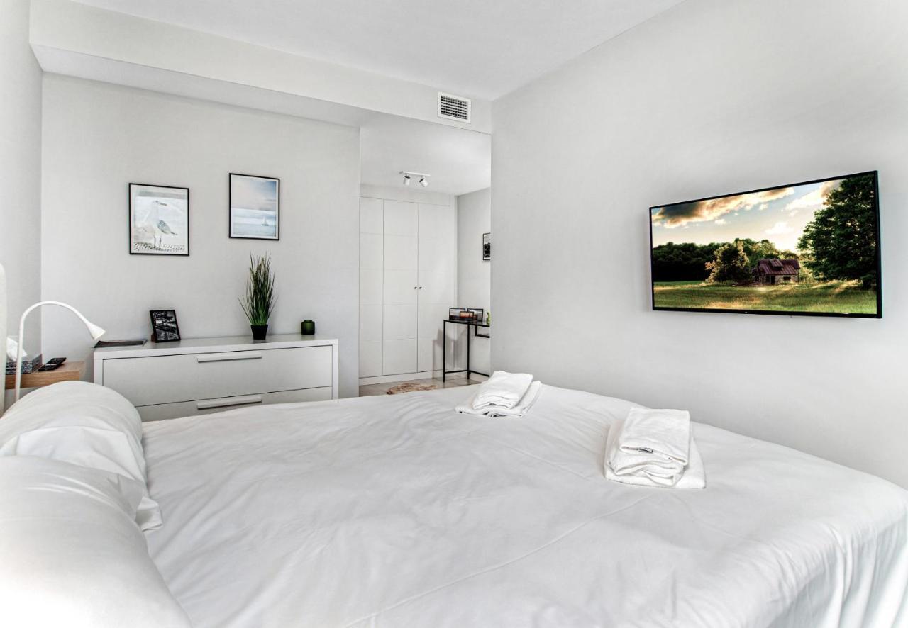 Via Celere 2348 Apartment Casares Exterior photo